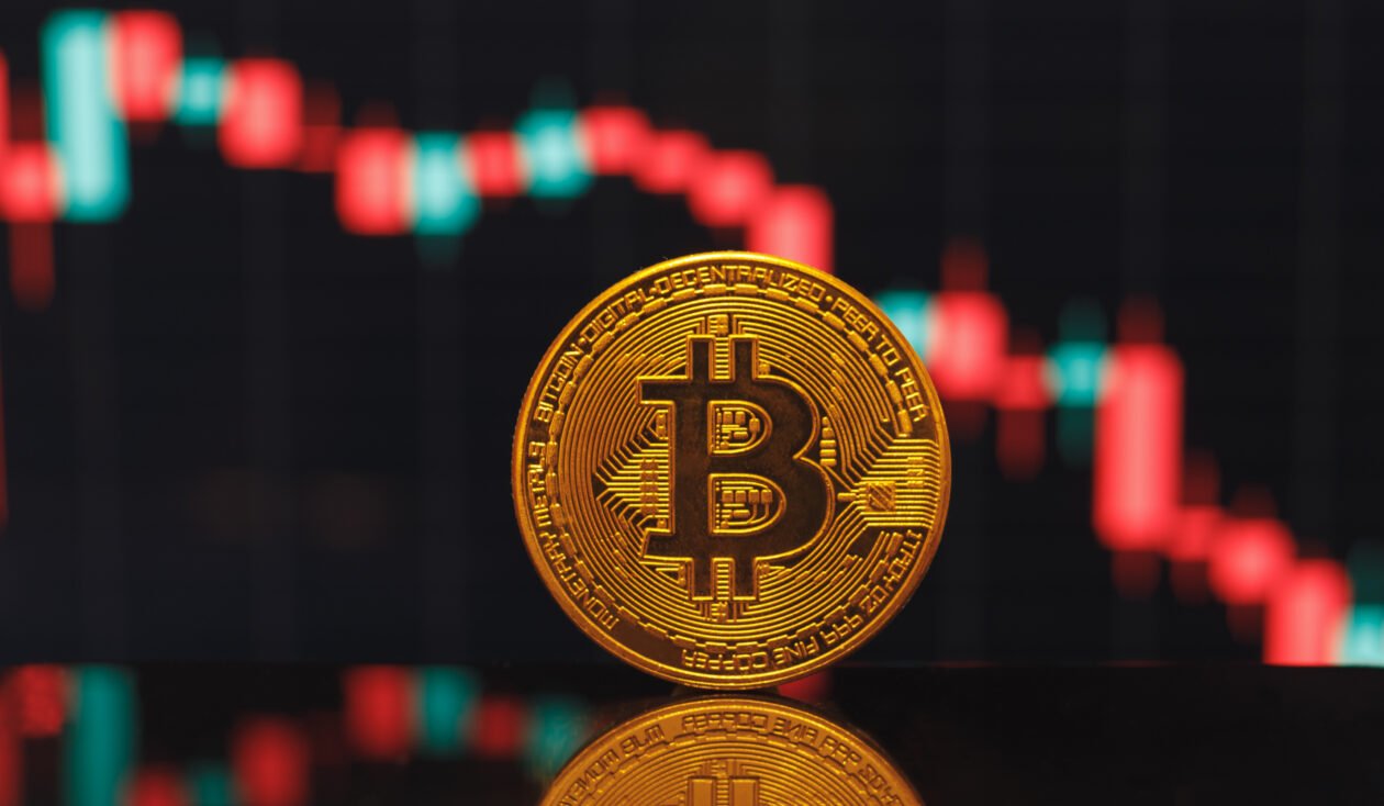 Bitcoin Eyes $82K by April’s End Amid Volatility