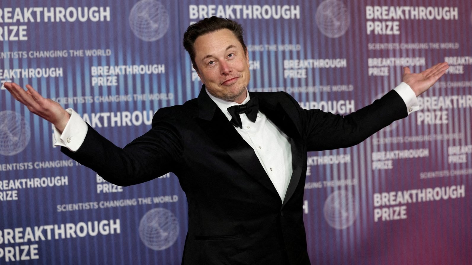 Errol Musk Reveals Elon, Kimbal Own $1.6B in Bitcoin