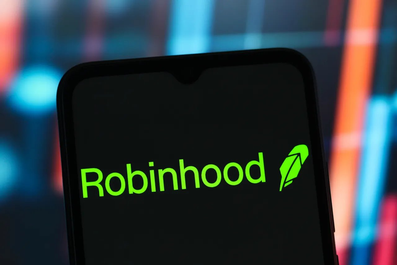 Goldman Sachs: SEC Rule May Boost Robinhood Revenue