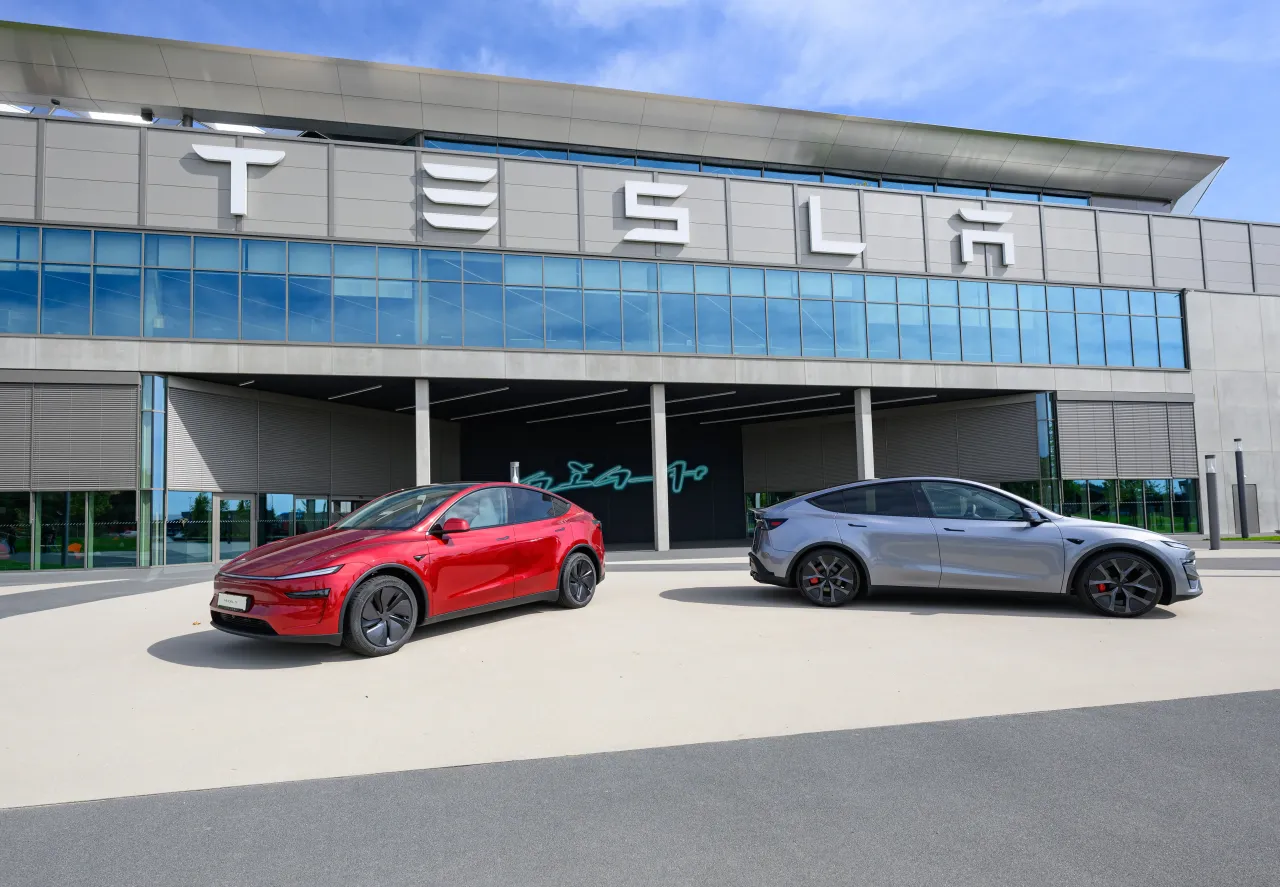 Tesla California Q1 Registrations Fall 24%