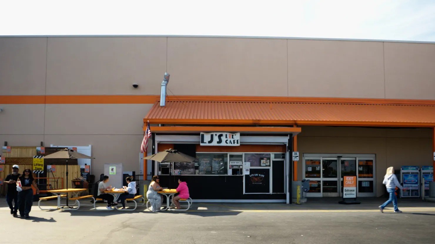 Couple's Parking Lot Burrito Shed Nets $2.3M