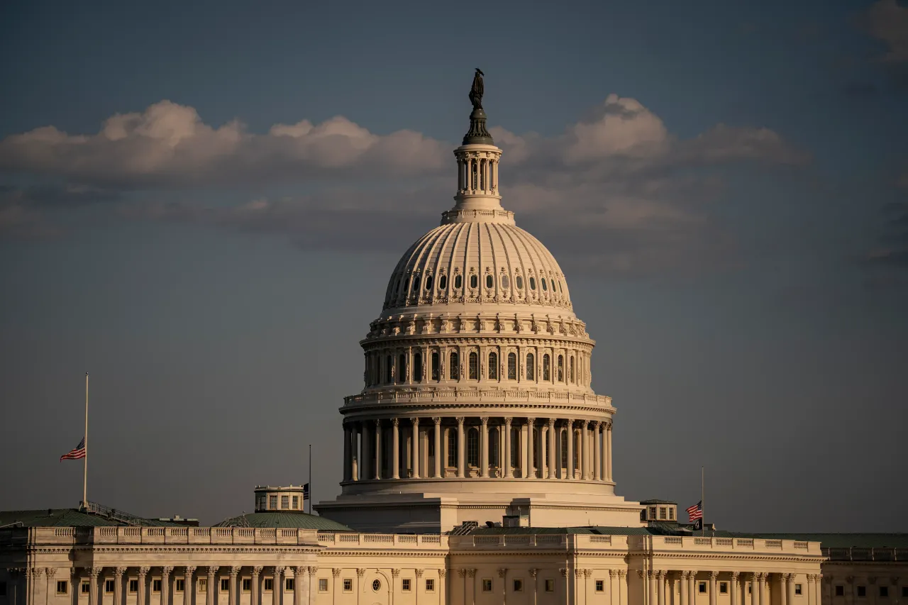 Bank Lobby Targets Stablecoin Yield Rules in Senate Bill