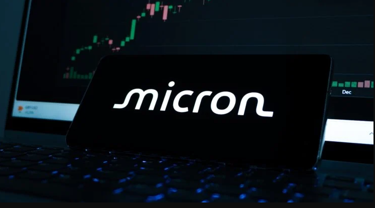 Micron's AI HBM Boom: $435 to $1,750 Price Target Split