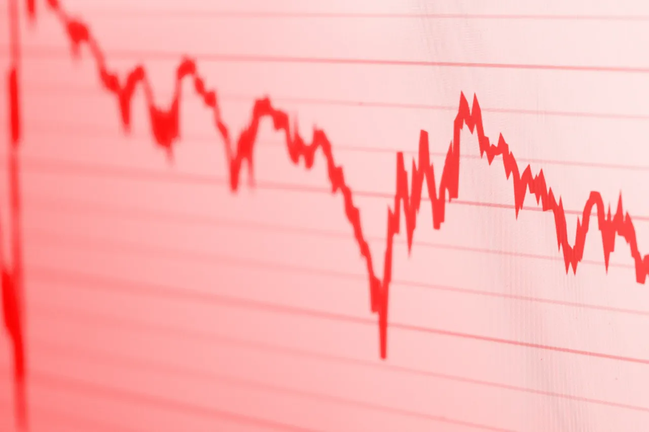 Bitcoin ETF Outflows Hit Record as Strategy Fights mNAV