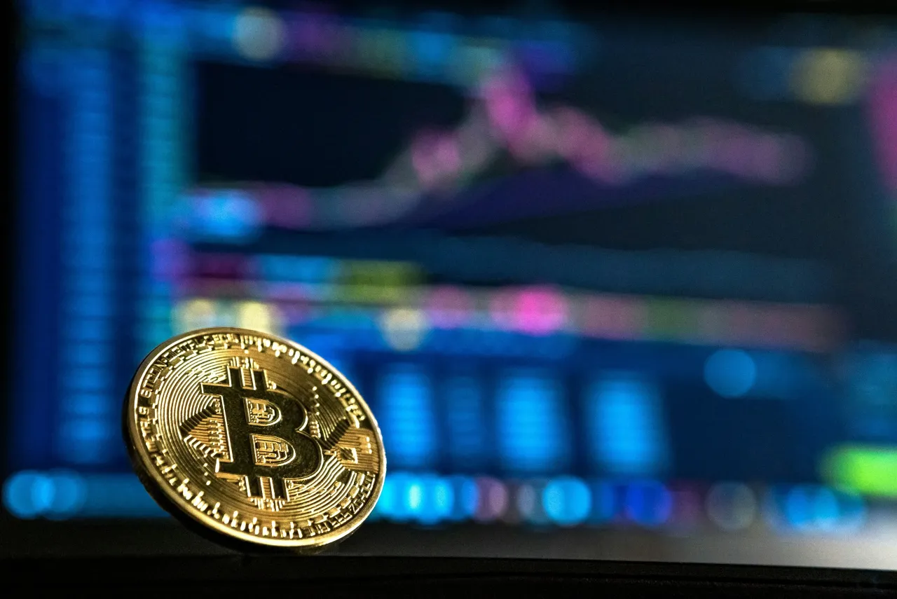 Panel: Bitcoin Could Crash to $30K or Soar to $130K