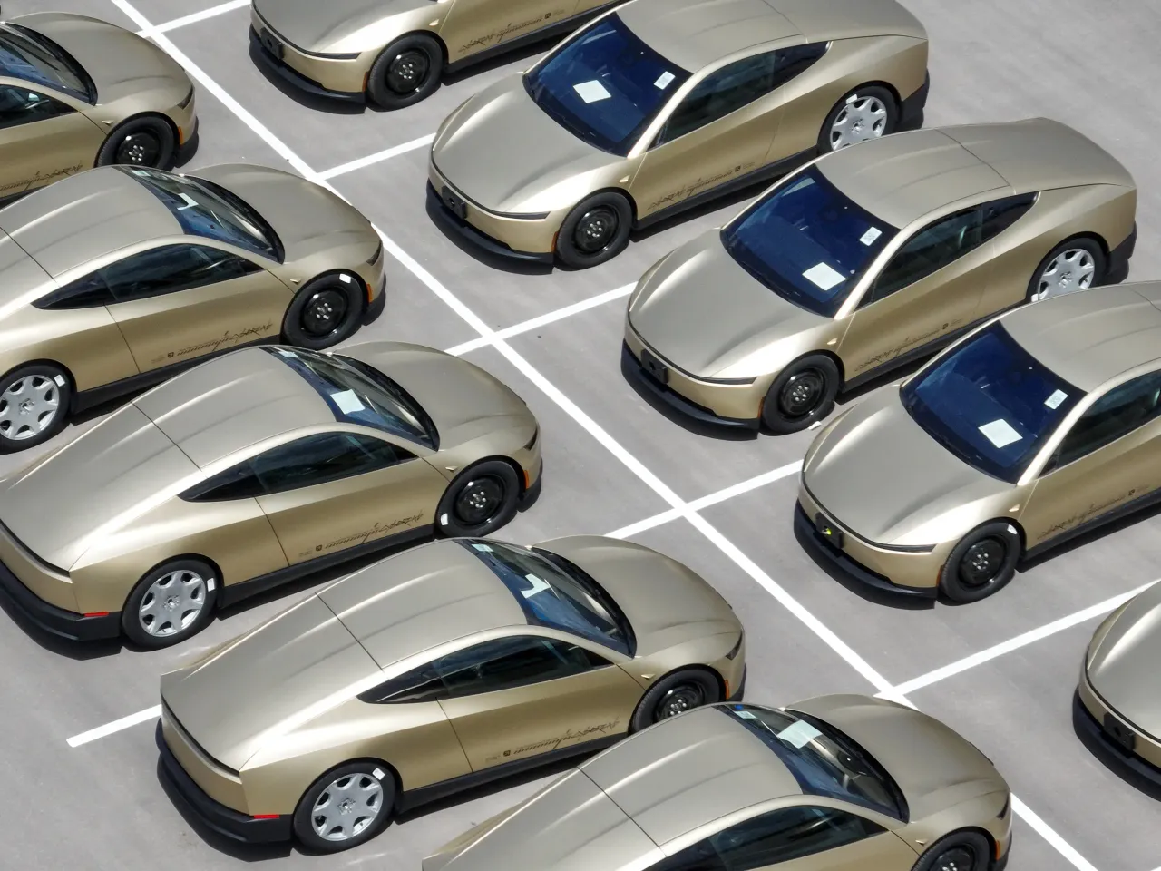 Tesla Begins Driverless Cybercab Tests in Austin