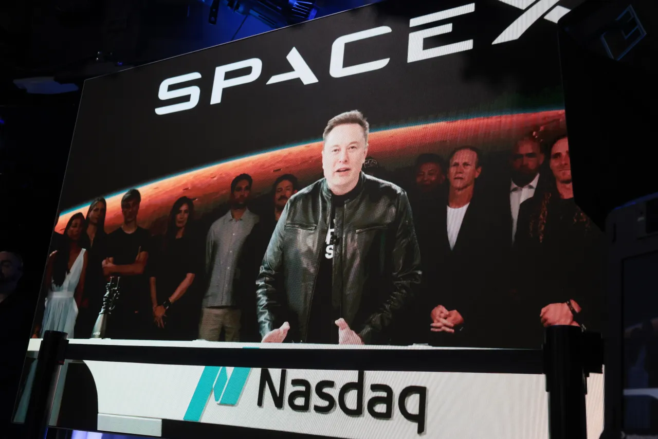 Analyst: SpaceX Is Bet on Musk, Not AI