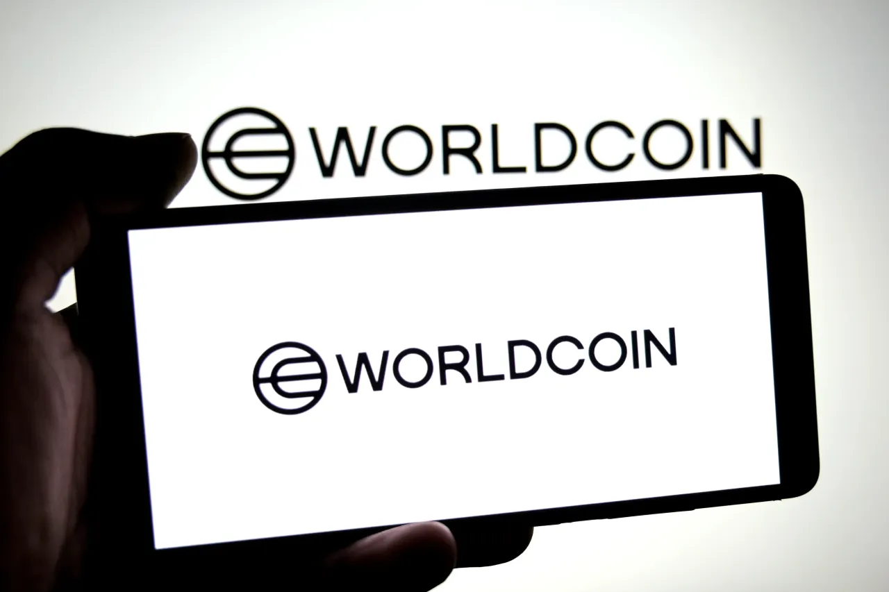 Worldcoin Surges 30% After Arthur Hayes' $10 Price Target