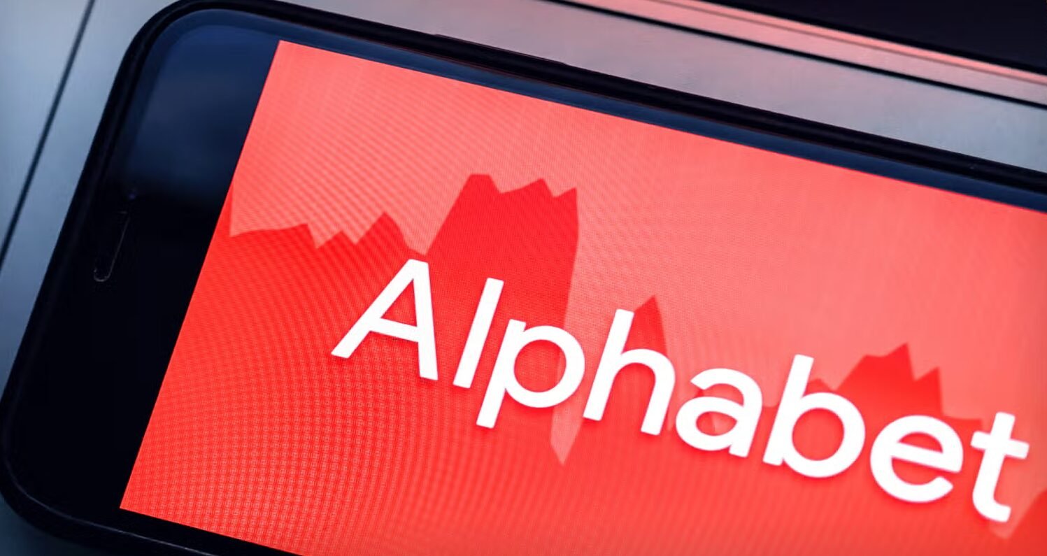 Alphabet Undervalued Despite Record Growth, AI Push