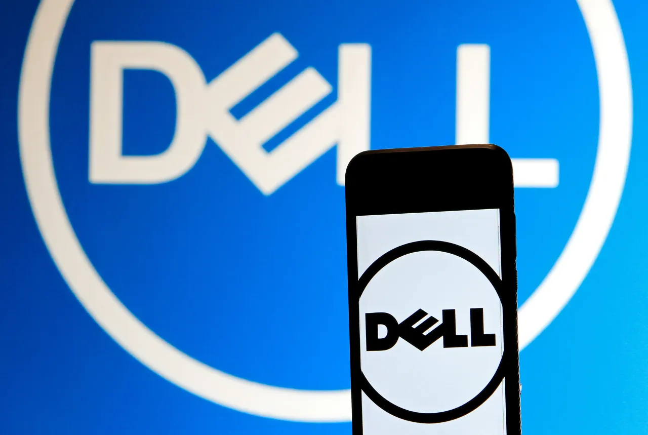 Musk calls Foxconn SpaceX server deal fake news; Dell, Super Micro recover.
