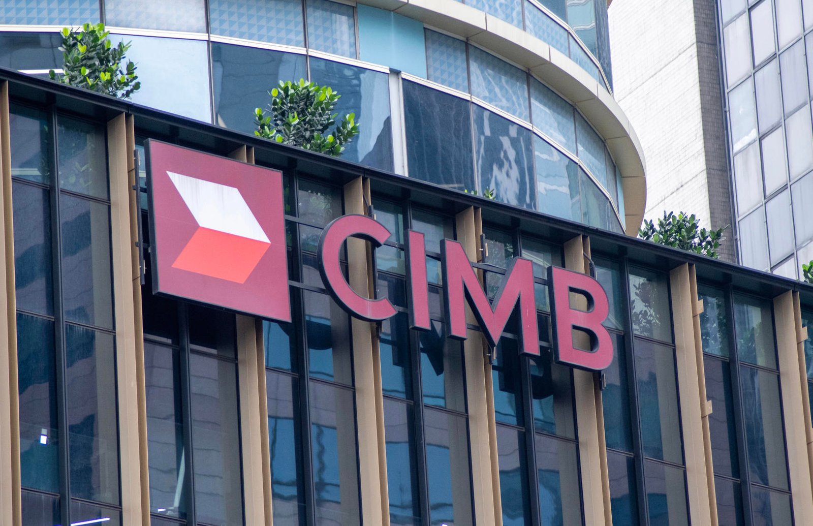 CIMB Islamic settles tokenized sukuk with tokenized deposits